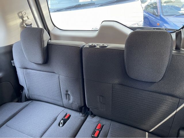 Nissan SERENA 2022-12 180631-23