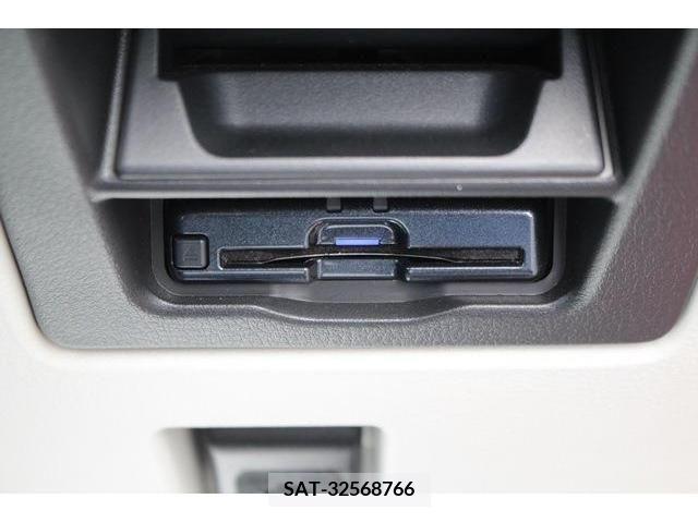 Mazda CX-60 2022-09 358777-5
