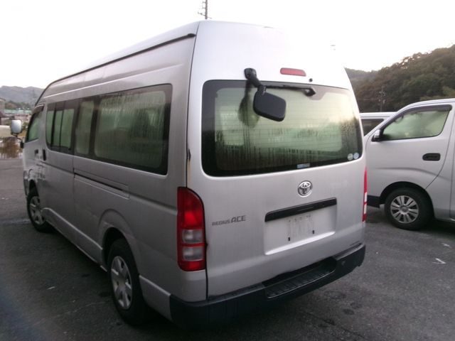 Toyota REGIUSACE VAN 2012-05 190531-2