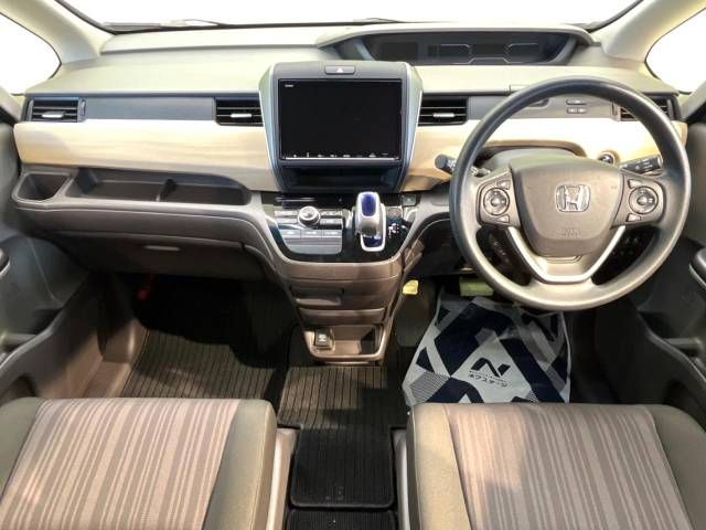 Honda FREED HYBRID 2018-12 9302-1