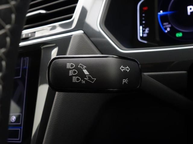 VolksWagen TIGUAN 2020-03 13294-18