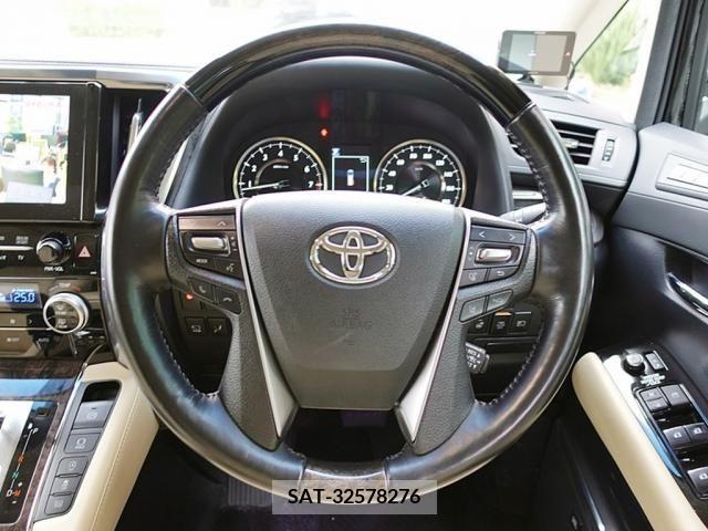 Toyota ALPHARD 2018-08 281086-16