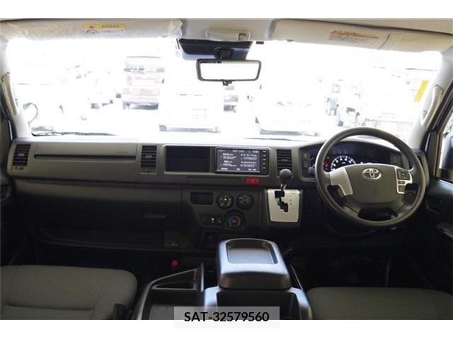 Toyota HIACE WAGON 2021-02 361234-1