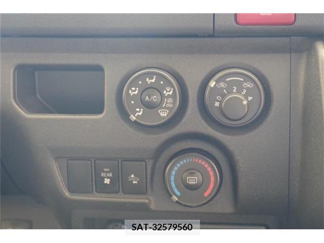 Toyota HIACE WAGON 2021-02 361234-12