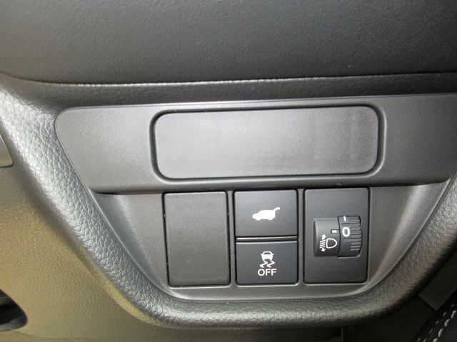 Honda ZR-V 2023-08 27349-4