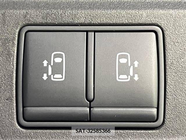 Nissan SERENA 2018-06 324954-3