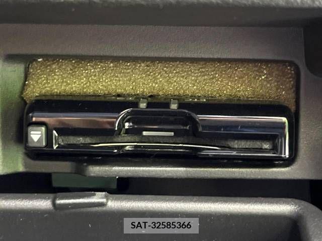 Nissan SERENA 2018-06 324954-6