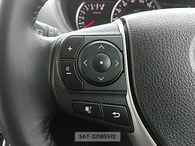 Toyota VOXY 2016-10 386951-9