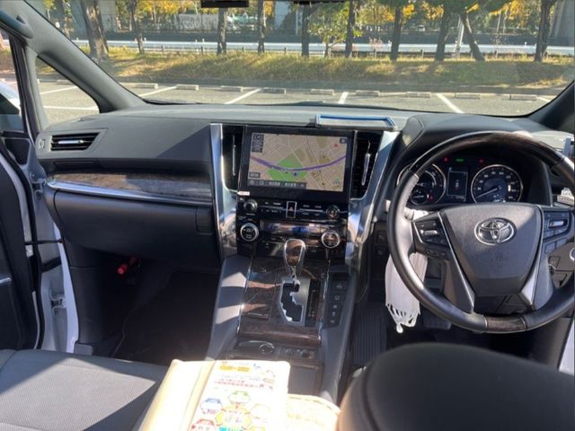 Toyota ALPHARD HYBRID 2023-02 28630-4