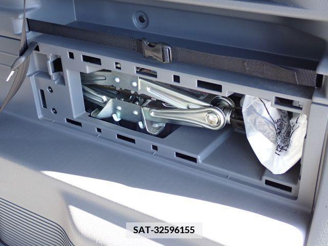 Honda N-VAN 2019-04 334821-18