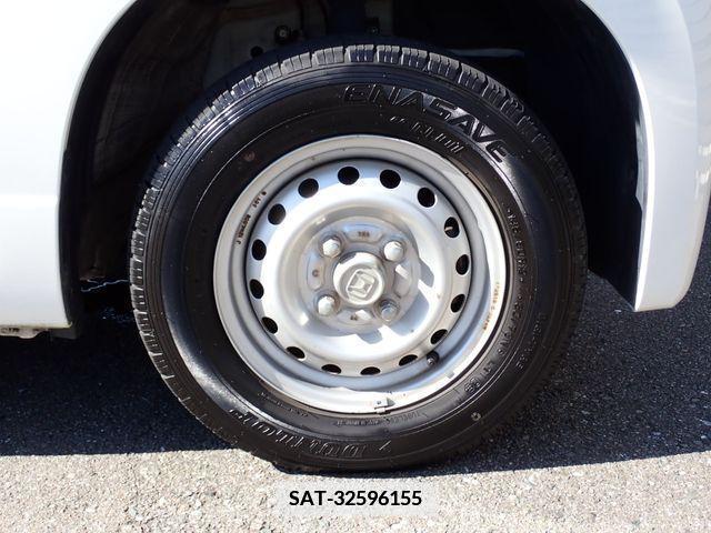 Honda N-VAN 2019-04 334821-22