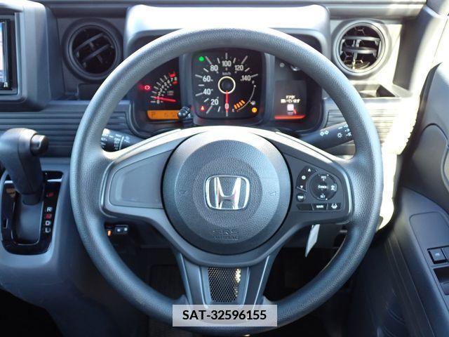 Honda N-VAN 2019-04 334821-10
