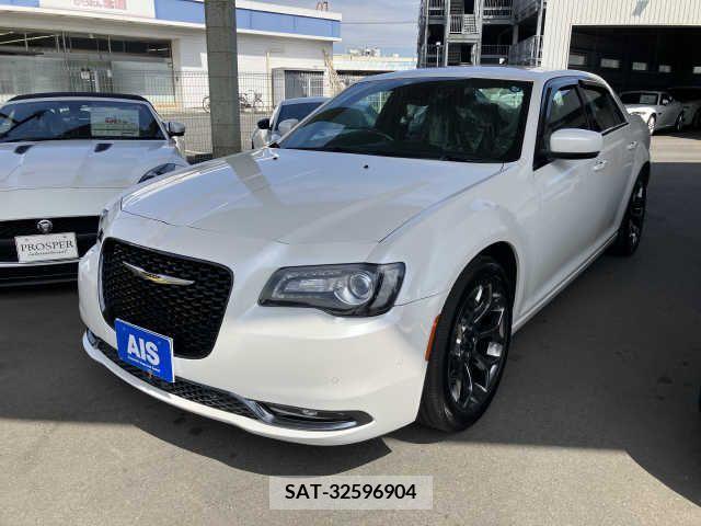 Chrysler 300 2016-02 295013-4