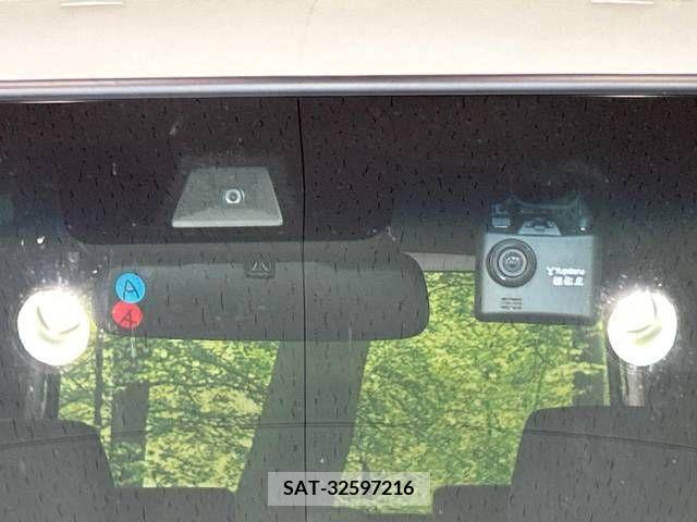 Honda N BOX CUSTOM 2020-11 279004-3