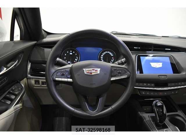 Cadillac XT4 2022-06 222586-9