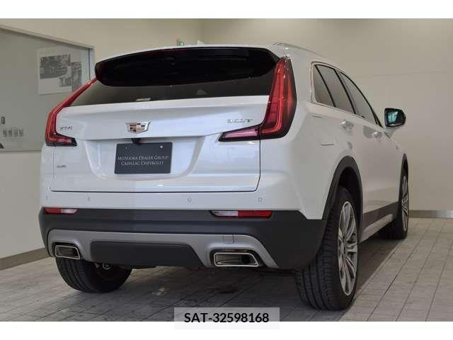 Cadillac XT4 2022-06 222586-7