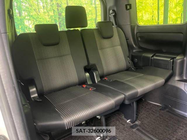Toyota VOXY 2019-11 394964-10