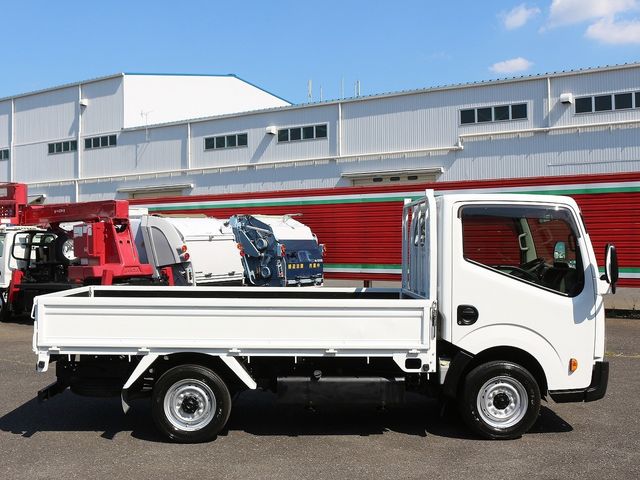 Nissan ATLAS 2012-06 182796-12