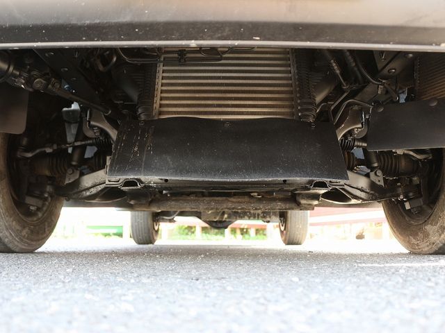 Nissan ATLAS 2012-06 182796-17