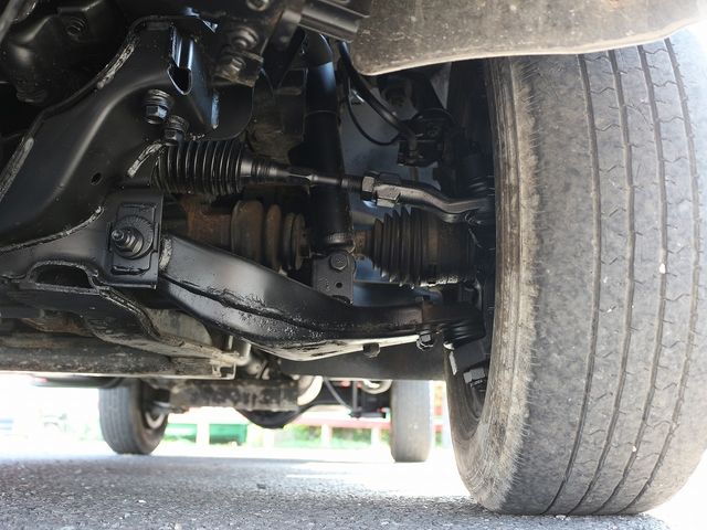 Nissan ATLAS 2012-06 182796-19