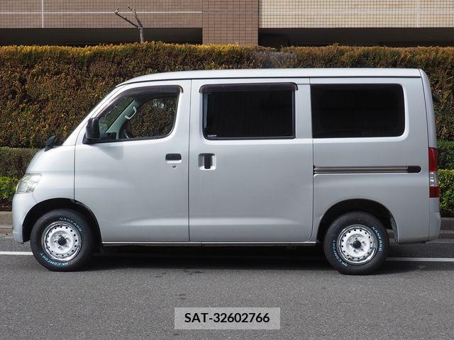 Toyota LITEACE VAN 2014-04 386269-23