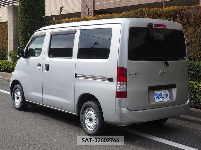 Toyota LITEACE VAN 2014-04 386269-24