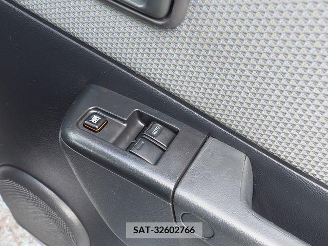 Toyota LITEACE VAN 2014-04 386269-9