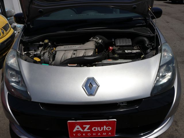 Renault LUTECIA 2011-01 3565-16