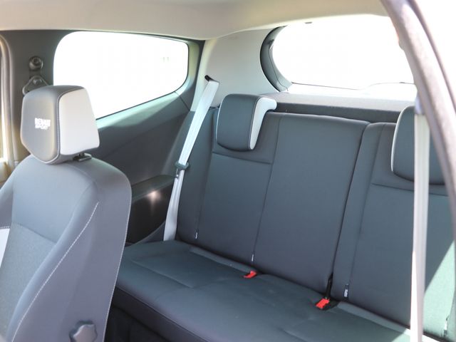 Renault LUTECIA 2011-01 3565-10