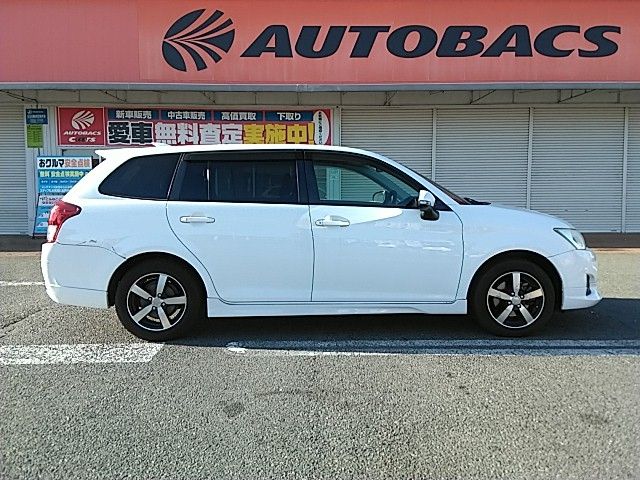 Toyota COROLLA FIELDER 2012-12 188572-23