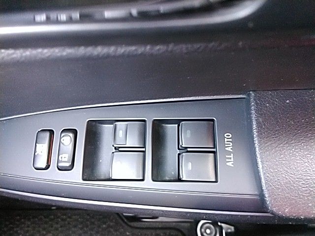 Toyota COROLLA FIELDER 2012-12 188572-10