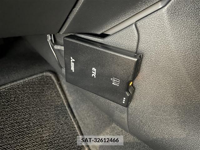 Nissan NOTE 2023-02 336270-15