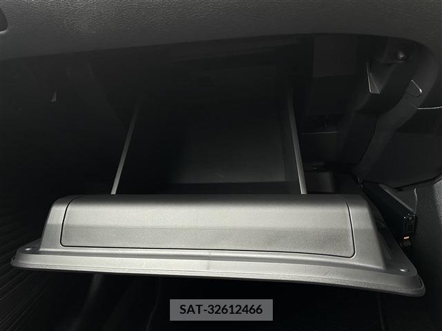 Nissan NOTE 2023-02 336270-24