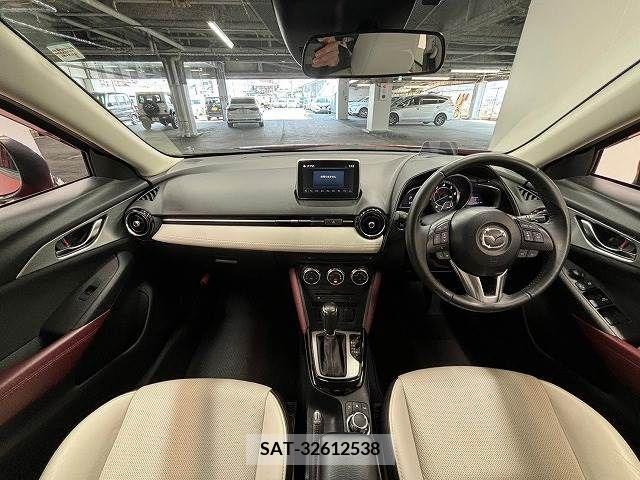 Mazda CX-3 2015-04 211169-1
