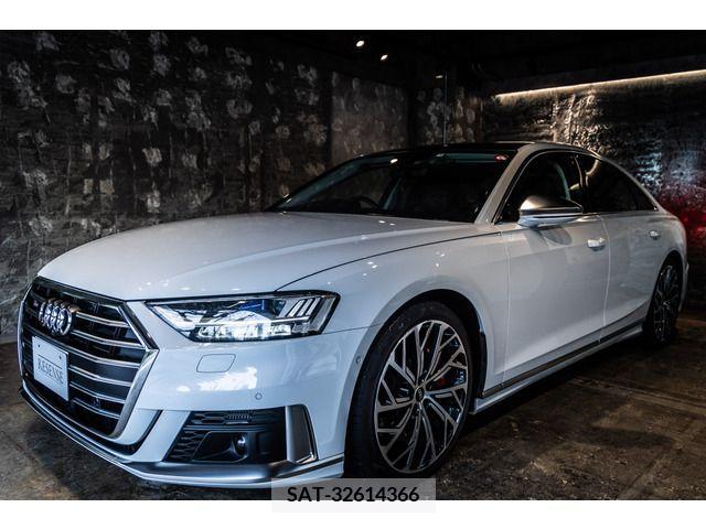 Audi S8 2021-04 237110-13