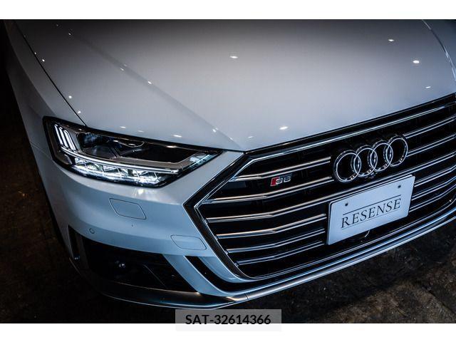 Audi S8 2021-04 237110-15