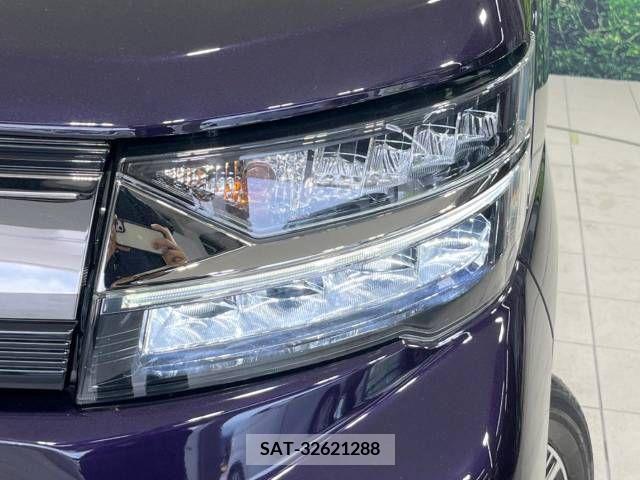 Subaru STELLA 2017-11 368753-12