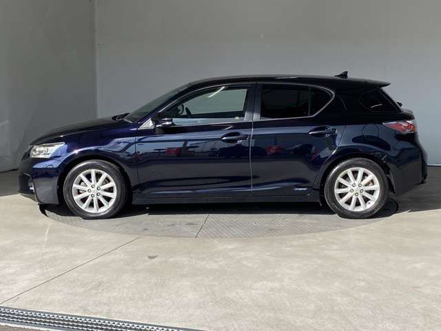 Lexus CT 2013-01 27970-13