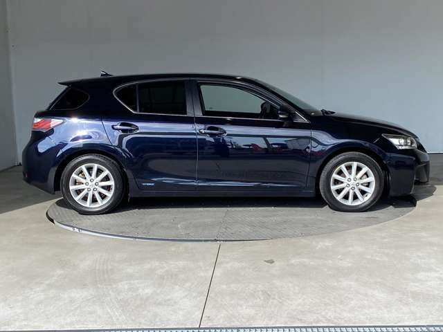 Lexus CT 2013-01 27970-9