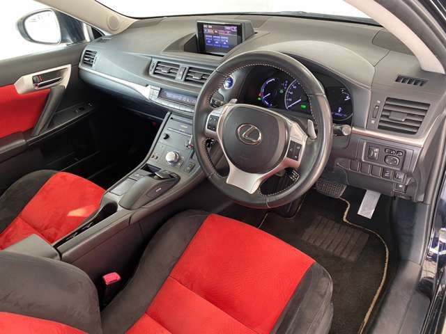 Lexus CT 2013-01 27970-19