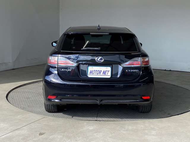 Lexus CT 2013-01 27970-11