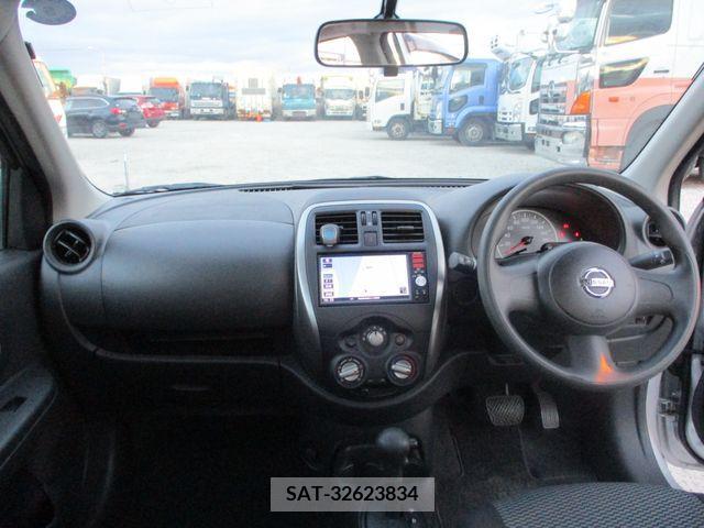 Nissan MARCH 2017-03 207737-2