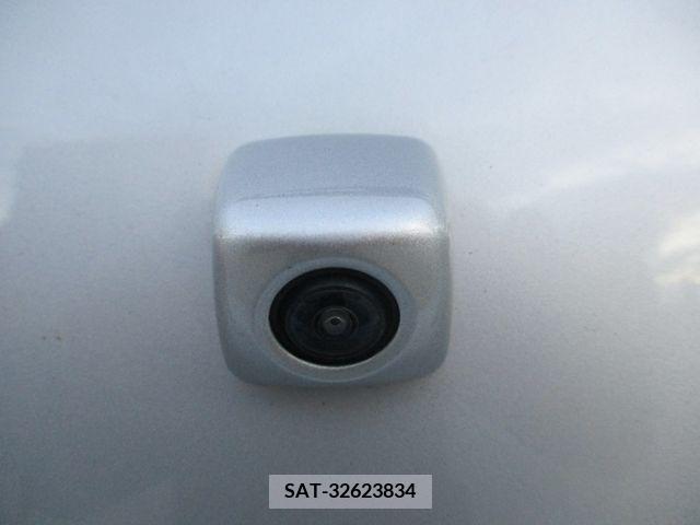 Nissan MARCH 2017-03 207737-15