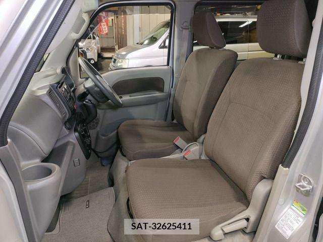 Suzuki EVERY 2016-05 297431-12