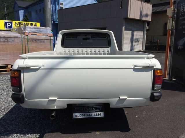 Nissan SUNNY TRUCK 1992-08 3507-6