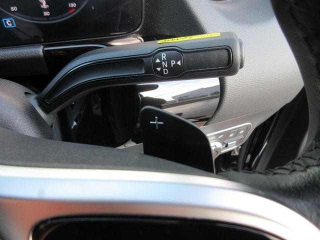 Mercedes Benz GLA-CLASS 2020-10 23084-13