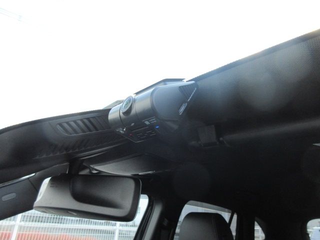 Mercedes Benz GLA-CLASS 2020-10 23084-19