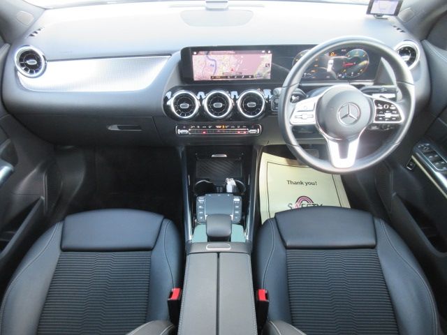 Mercedes Benz GLA-CLASS 2020-10 23084-1