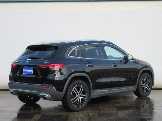 Mercedes Benz GLA-CLASS 2020-10 23084-2