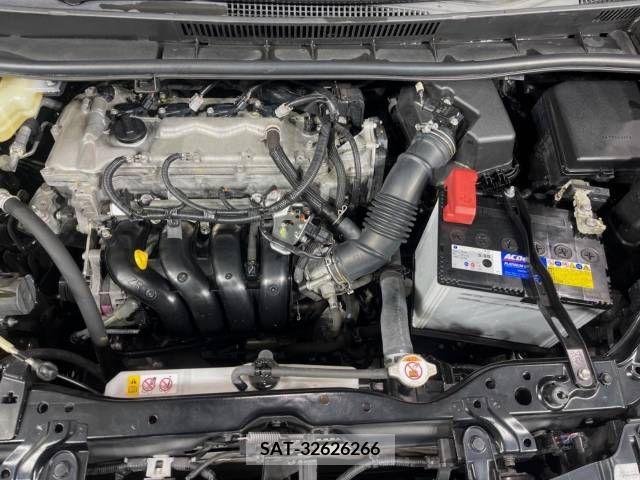 Toyota VOXY 2019-04 205522-19